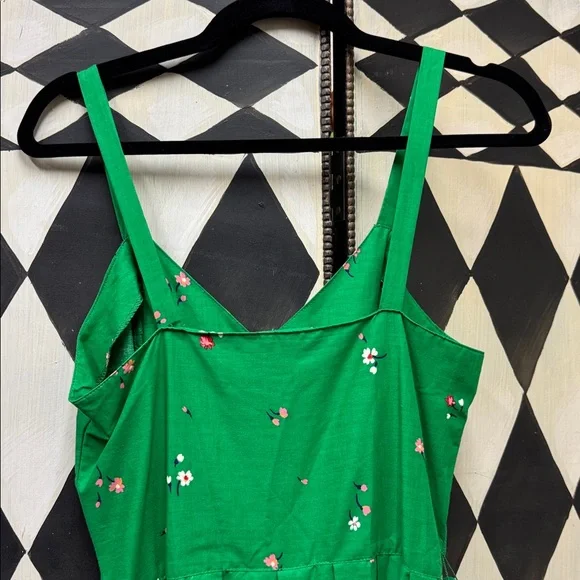 ACT I tulip play suit MINT CONDITION - Picture 6 of 8